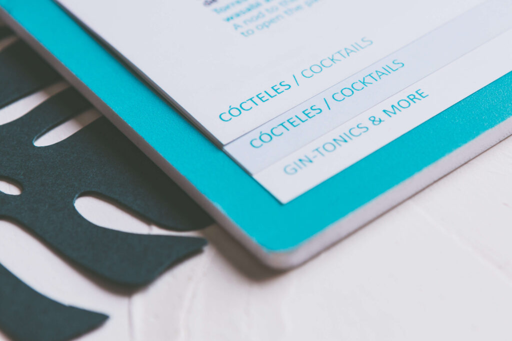 Hojas escalonadas para el sorpote de la terraza The Clock